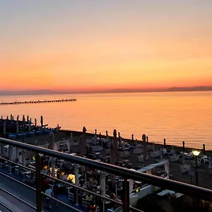 Aparthotel Aigialos, Peraia (Thessaloniki)